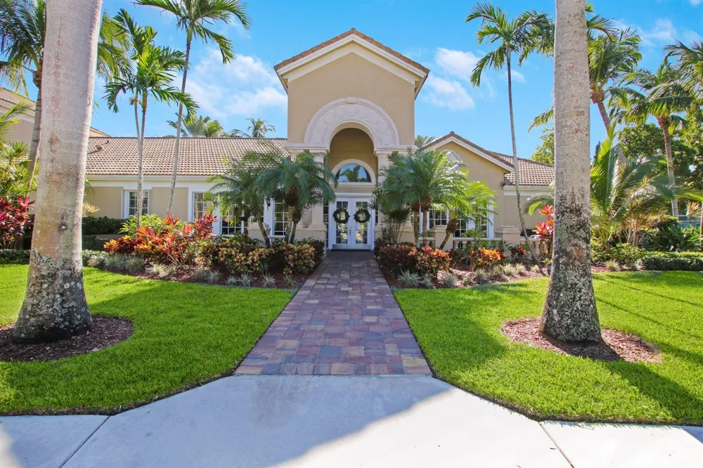254 Village Boulevard #4303 Tequesta, FL 33469
