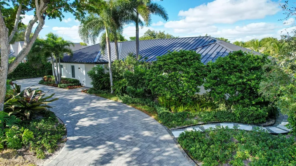 41 S COMPASS DRIVE Fort Lauderdale, FL 33308