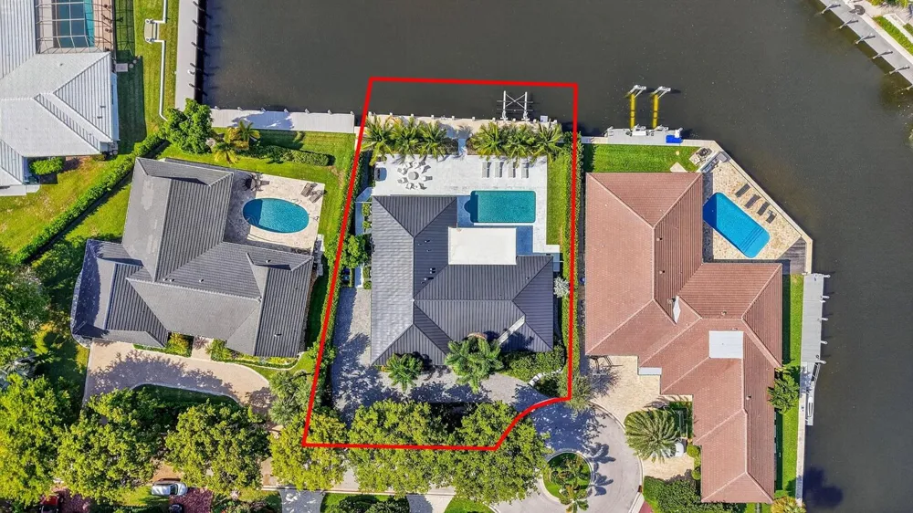 41 S COMPASS DRIVE Fort Lauderdale, FL 33308
