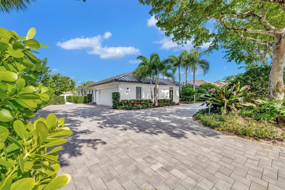 41 S COMPASS DRIVE Fort Lauderdale, FL 33308