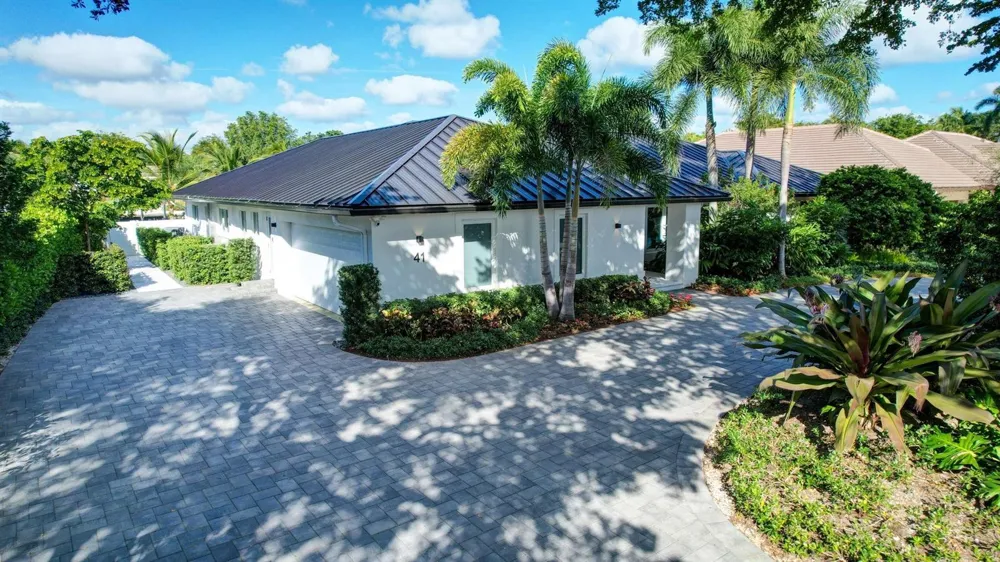 41 S COMPASS DRIVE Fort Lauderdale, FL 33308
