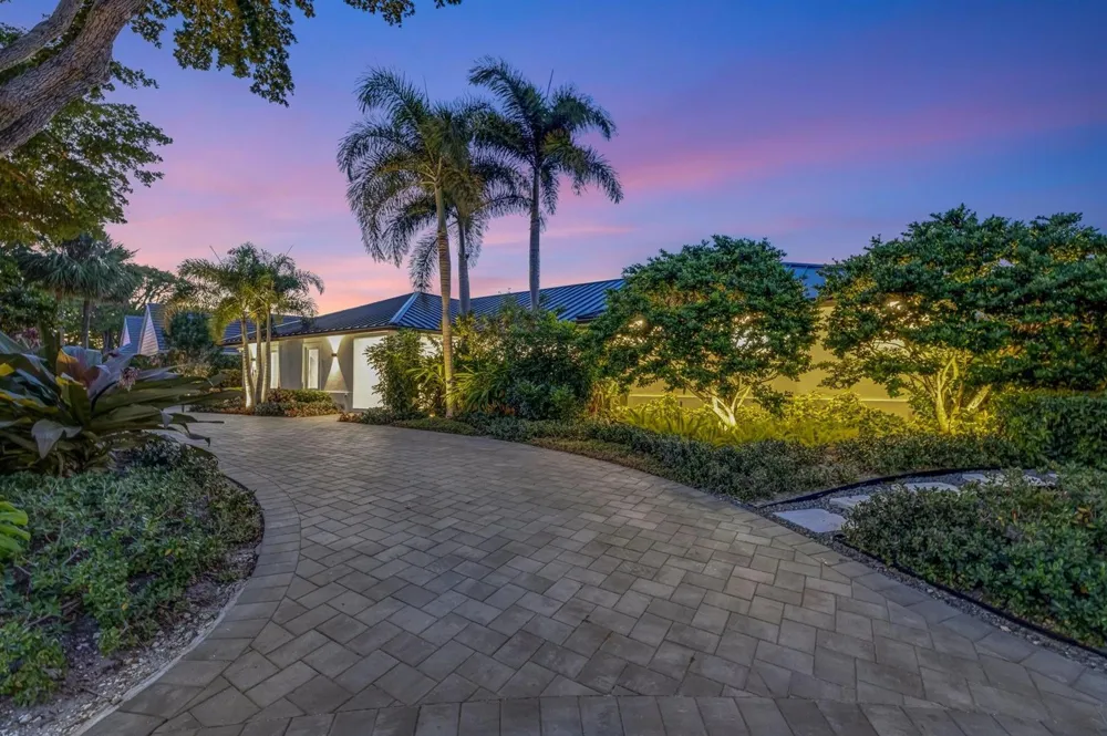 41 S COMPASS DRIVE Fort Lauderdale, FL 33308
