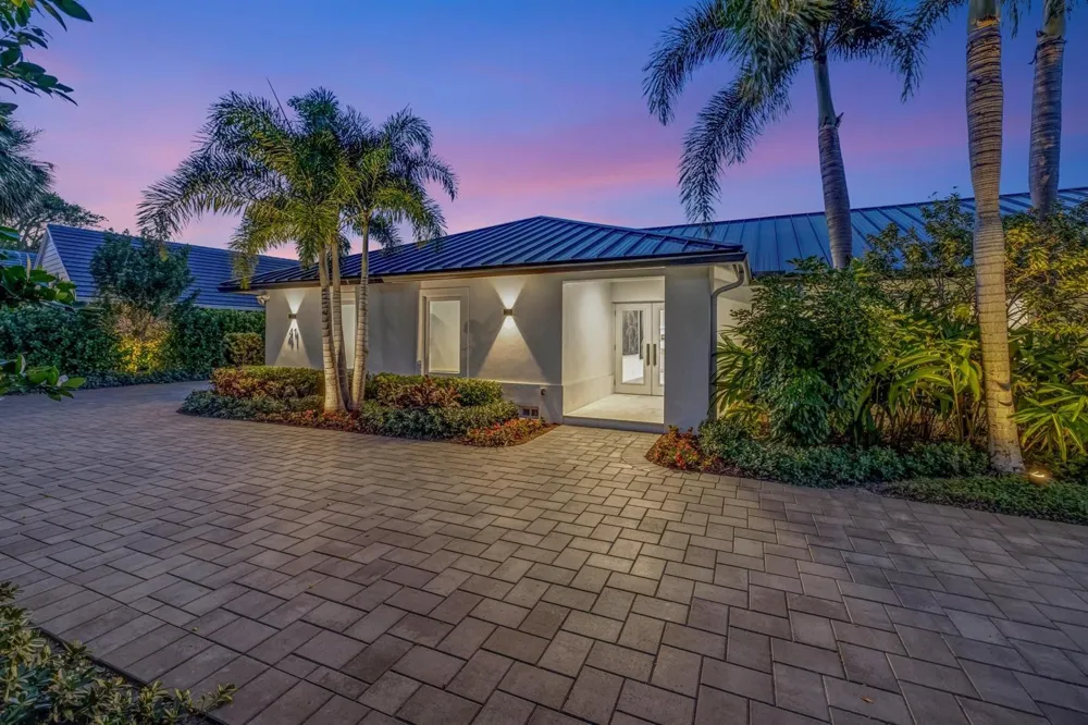 41 S COMPASS DRIVE Fort Lauderdale, FL 33308