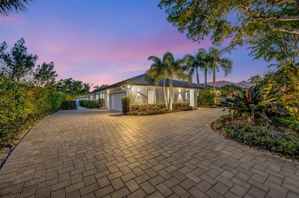 41 S COMPASS DRIVE Fort Lauderdale, FL 33308