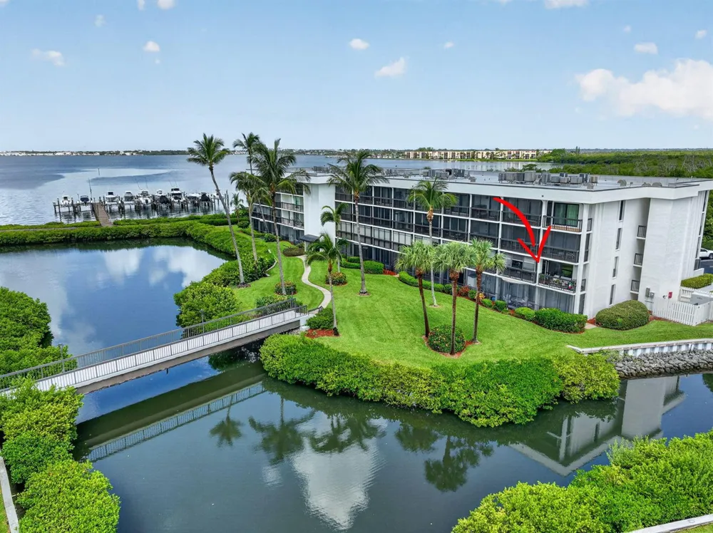 3792 NE Ocean Boulevard #220  N Jensen Beach, FL 34957