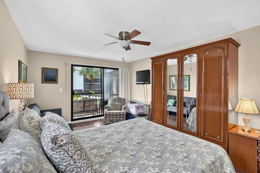3792 NE Ocean Boulevard #220  N Jensen Beach, FL 34957