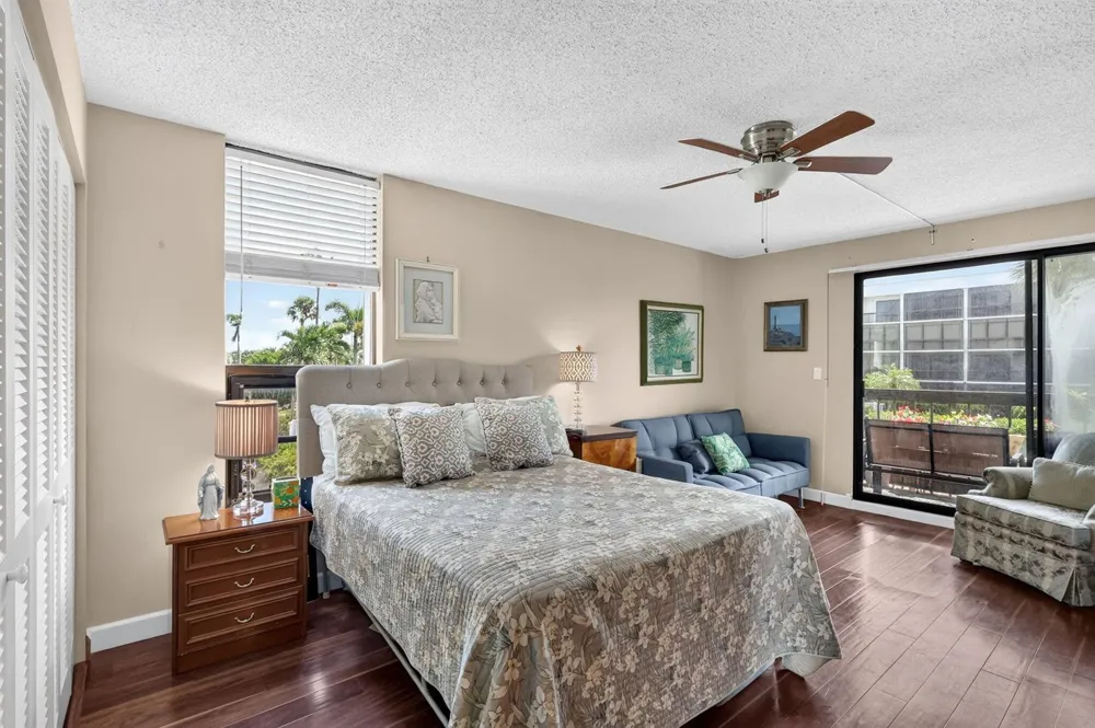 3792 NE Ocean Boulevard #220  N Jensen Beach, FL 34957