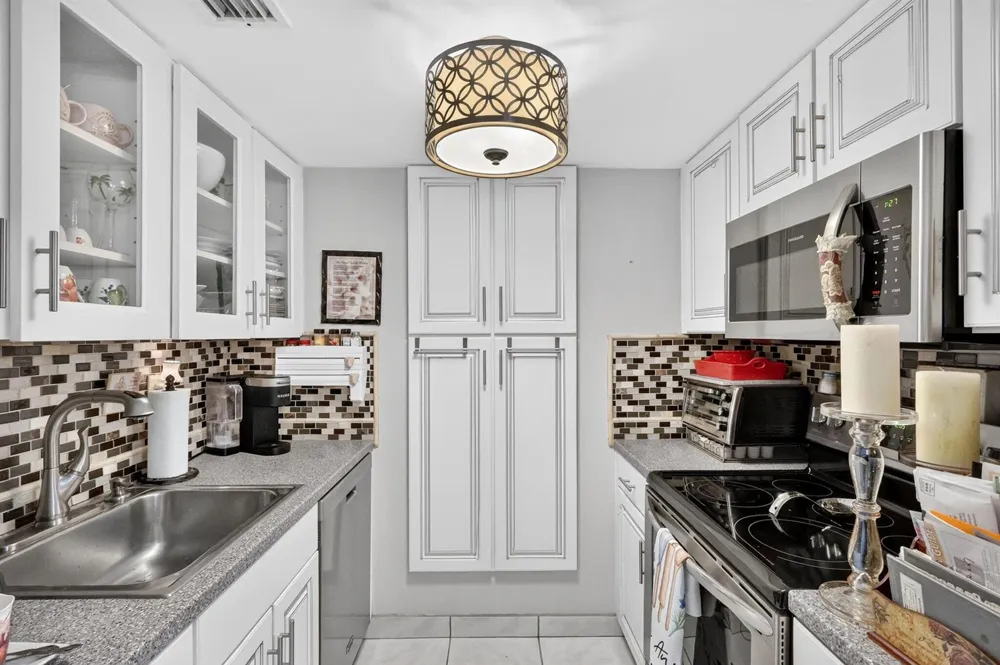 3792 NE Ocean Boulevard #220  N Jensen Beach, FL 34957