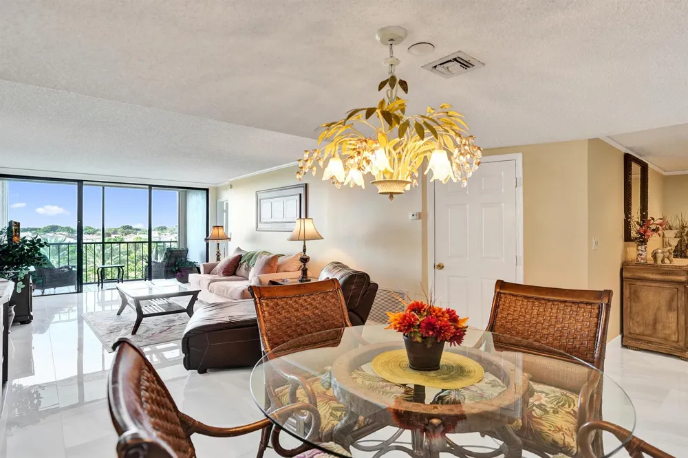 5951 WELLESLEY PARK DRIVE #405 Boca Raton, FL 33433