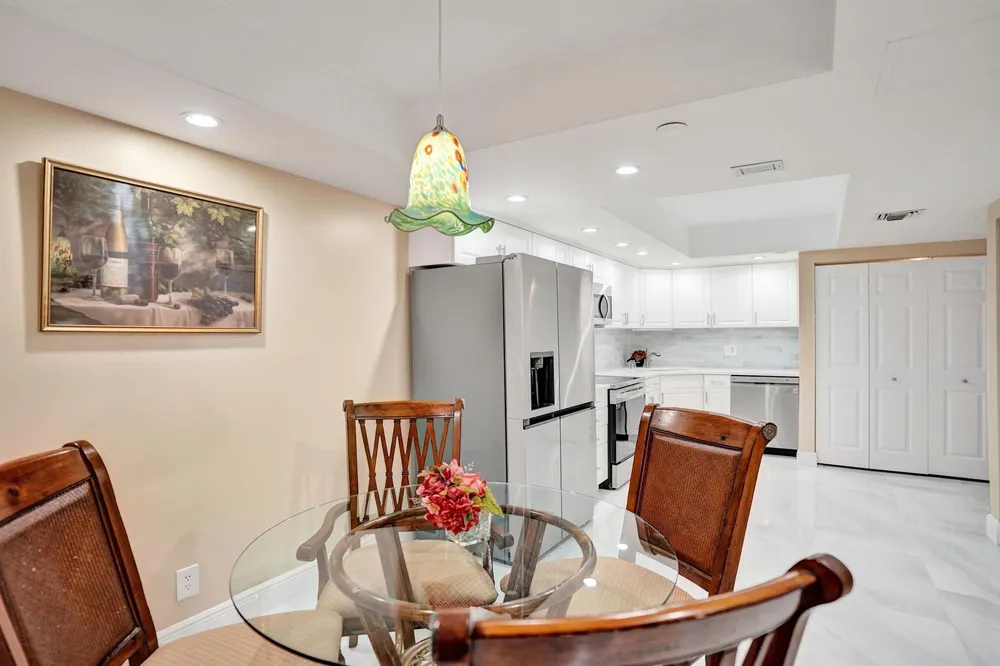 5951 WELLESLEY PARK DRIVE #405 Boca Raton, FL 33433
