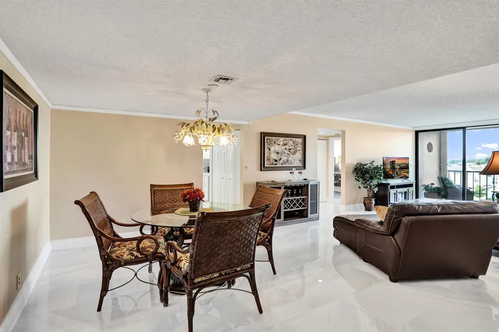 5951 WELLESLEY PARK DRIVE #405 Boca Raton, FL 33433
