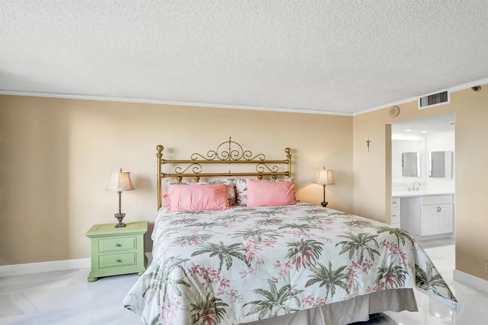 5951 WELLESLEY PARK DRIVE #405 Boca Raton, FL 33433