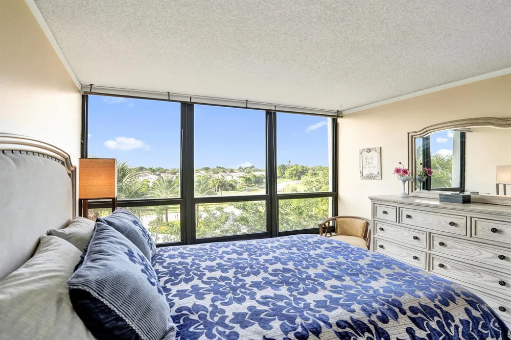 5951 WELLESLEY PARK DRIVE #405 Boca Raton, FL 33433