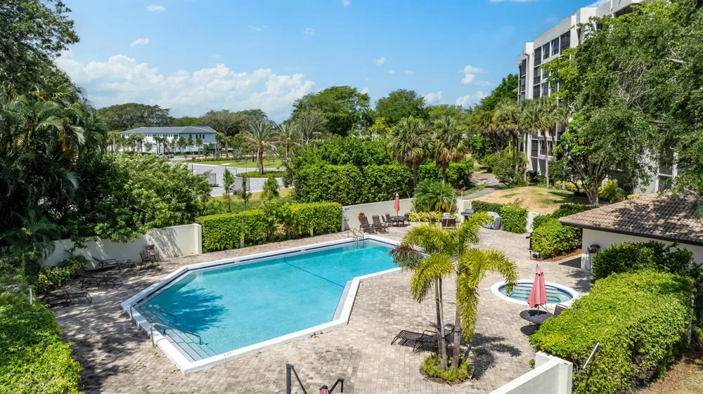 5951 WELLESLEY PARK DRIVE #405 Boca Raton, FL 33433