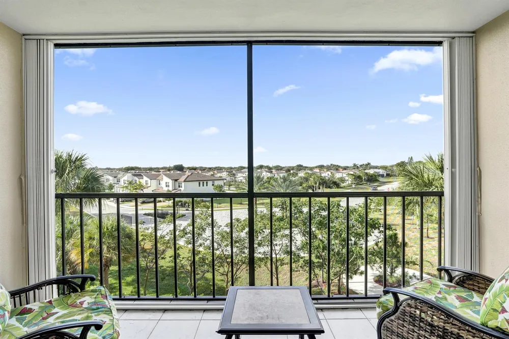 5951 WELLESLEY PARK DRIVE #405 Boca Raton, FL 33433