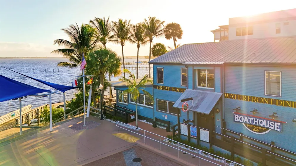 513 SW Ocean Boulevard Stuart, FL 34994