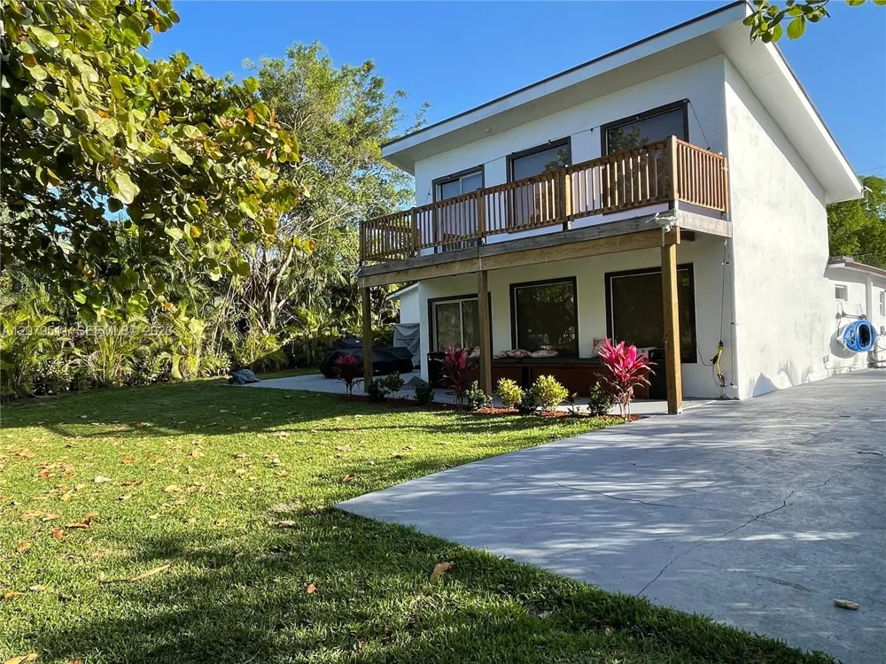 4311 SW 31st Dr West Park, FL 33023