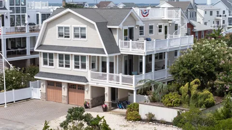 17 Randolph Avenue