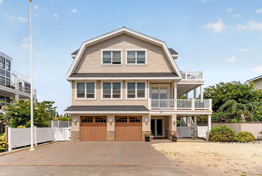17 Randolph Avenue Strathmere, NJ 08248