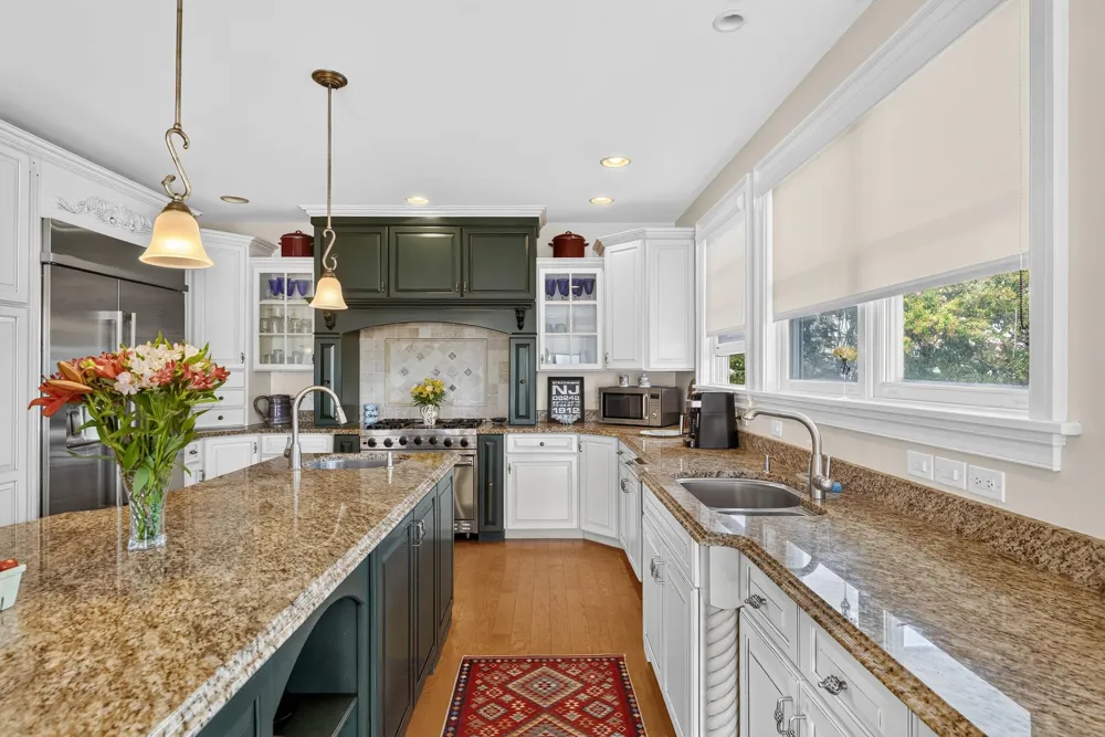 17 Randolph Avenue Strathmere, NJ 08248