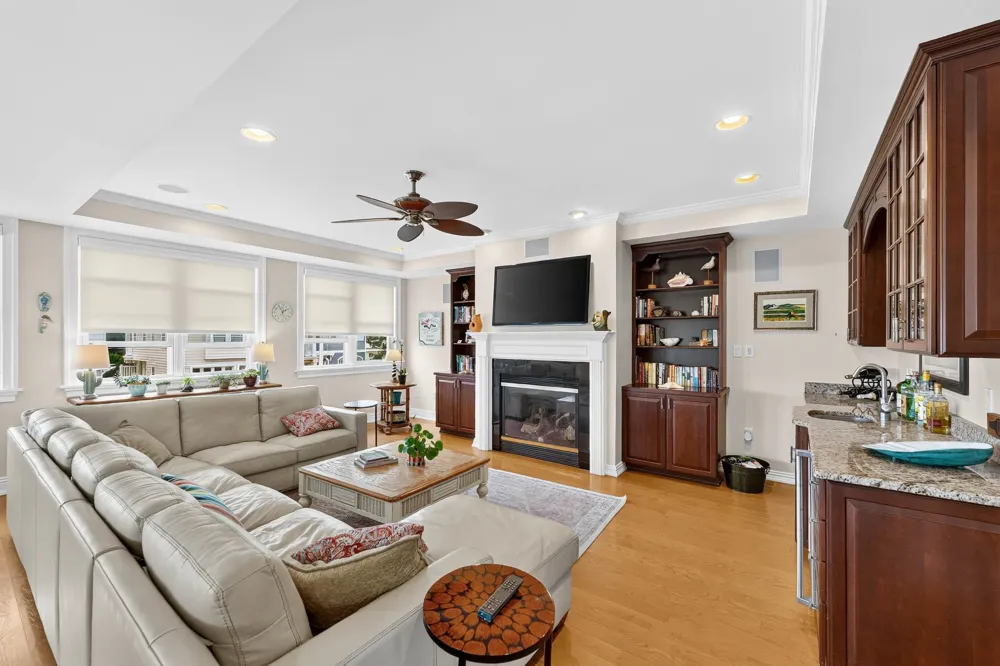 17 Randolph Avenue Strathmere, NJ 08248
