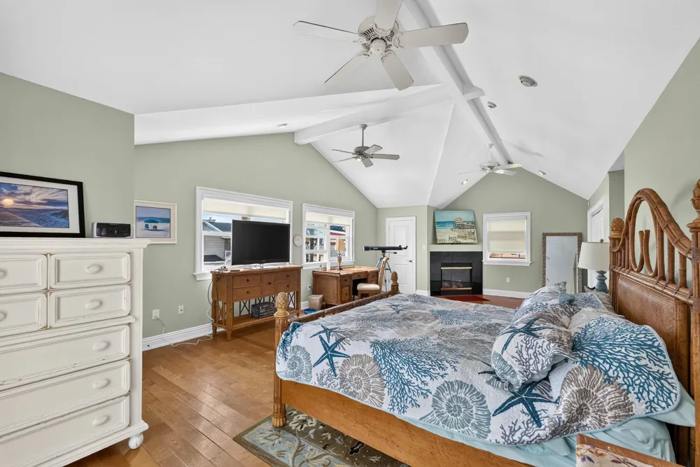 17 Randolph Avenue Strathmere, NJ 08248