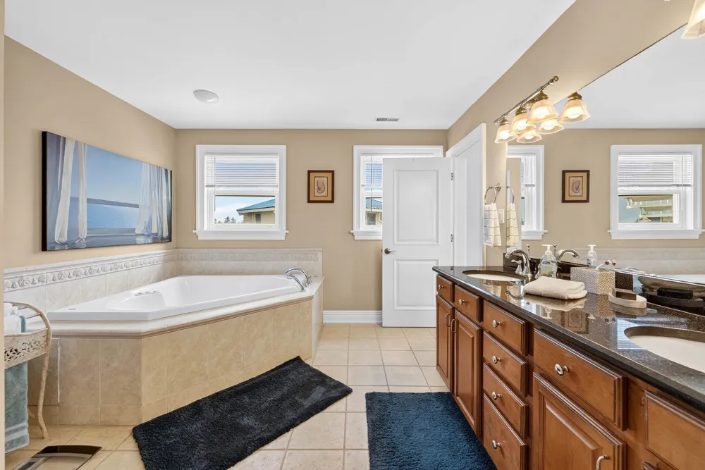 17 Randolph Avenue Strathmere, NJ 08248