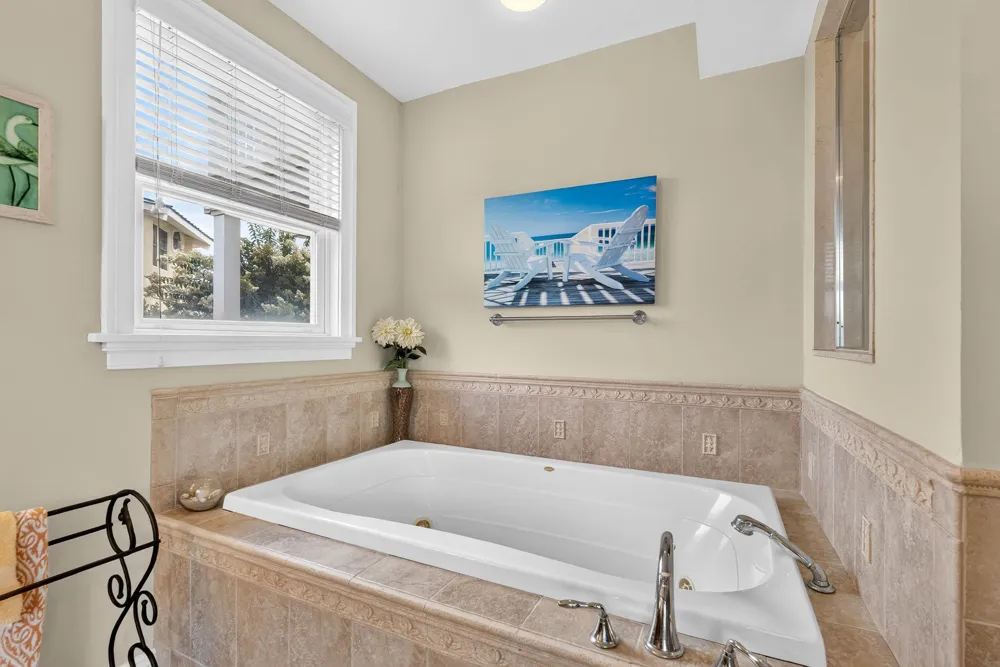 17 Randolph Avenue Strathmere, NJ 08248