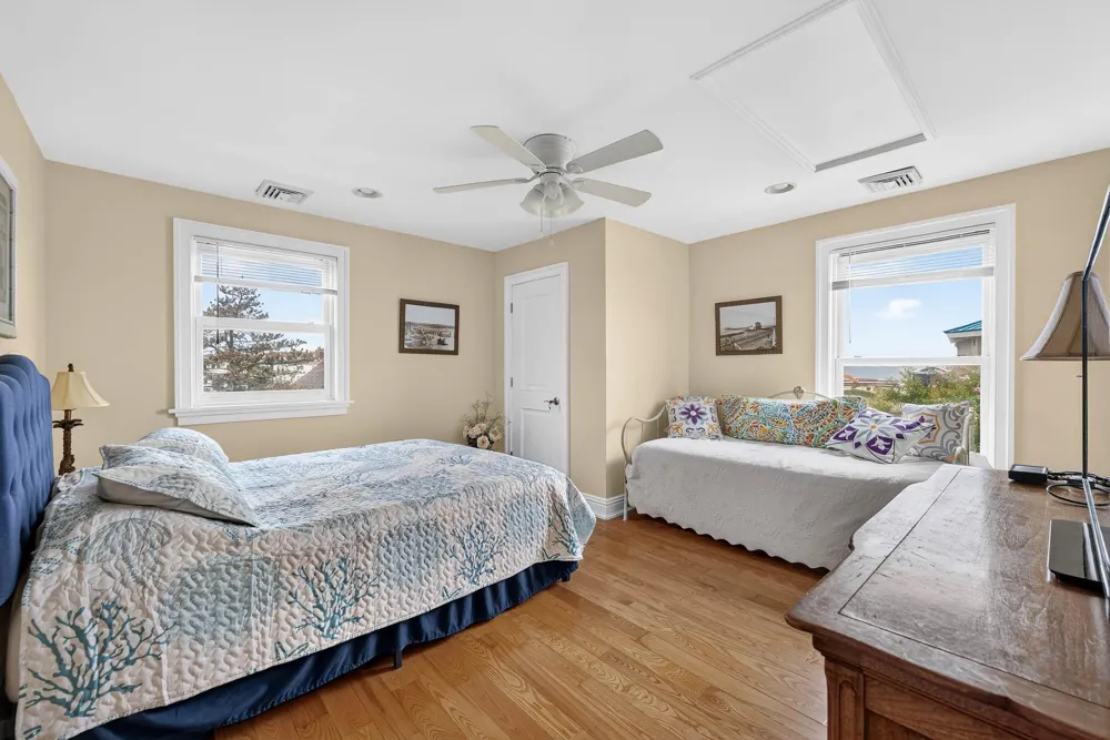 17 Randolph Avenue Strathmere, NJ 08248