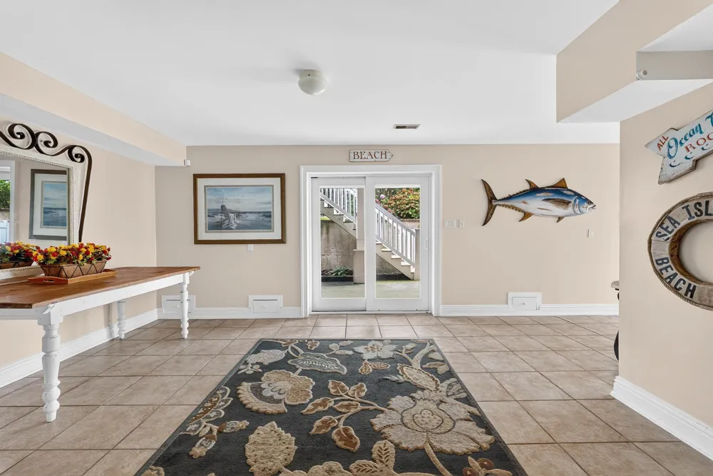 17 Randolph Avenue Strathmere, NJ 08248