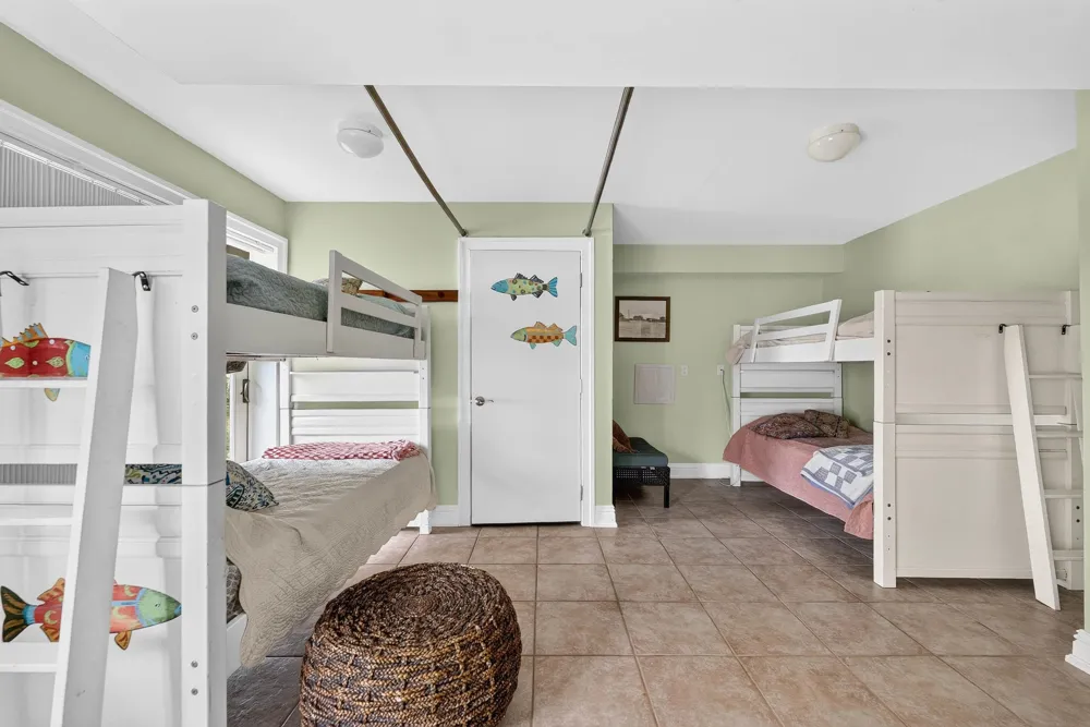 17 Randolph Avenue Strathmere, NJ 08248