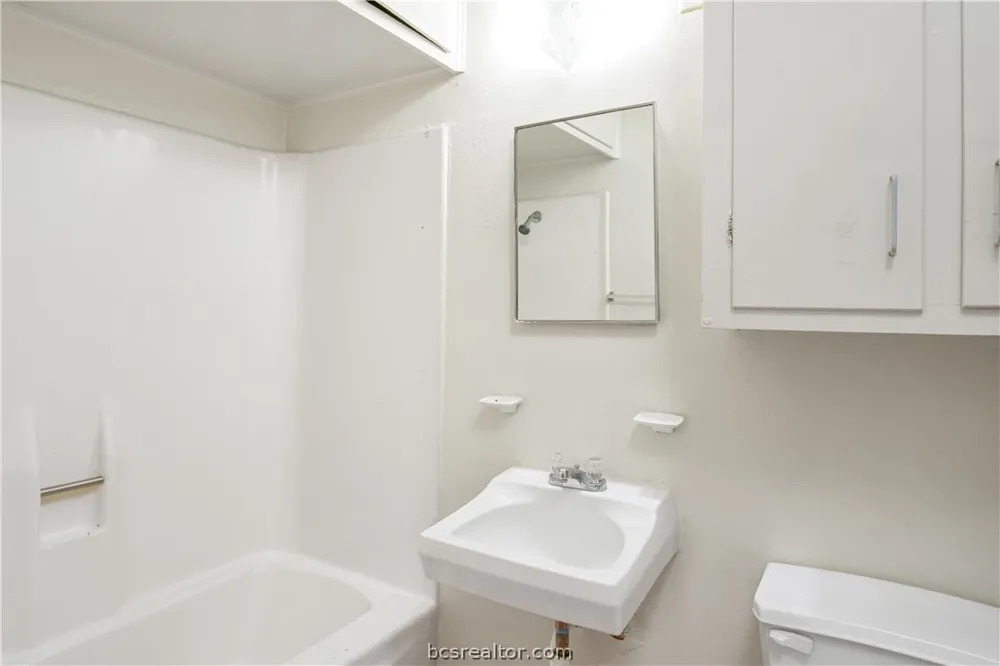 605 Foch #D Bryan, TX 77801