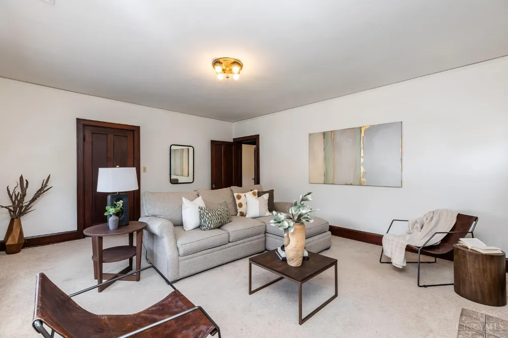 5929 Glenway Avenue Cincinnati, OH 45238