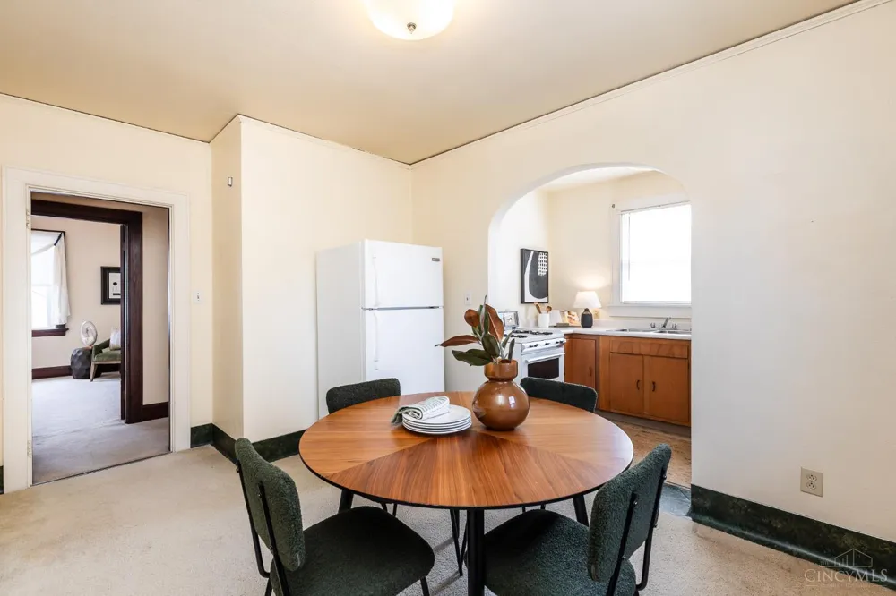 5929 Glenway Avenue Cincinnati, OH 45238