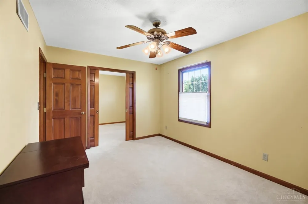 7795 Mitchell Park Drive Miami, OH 45002