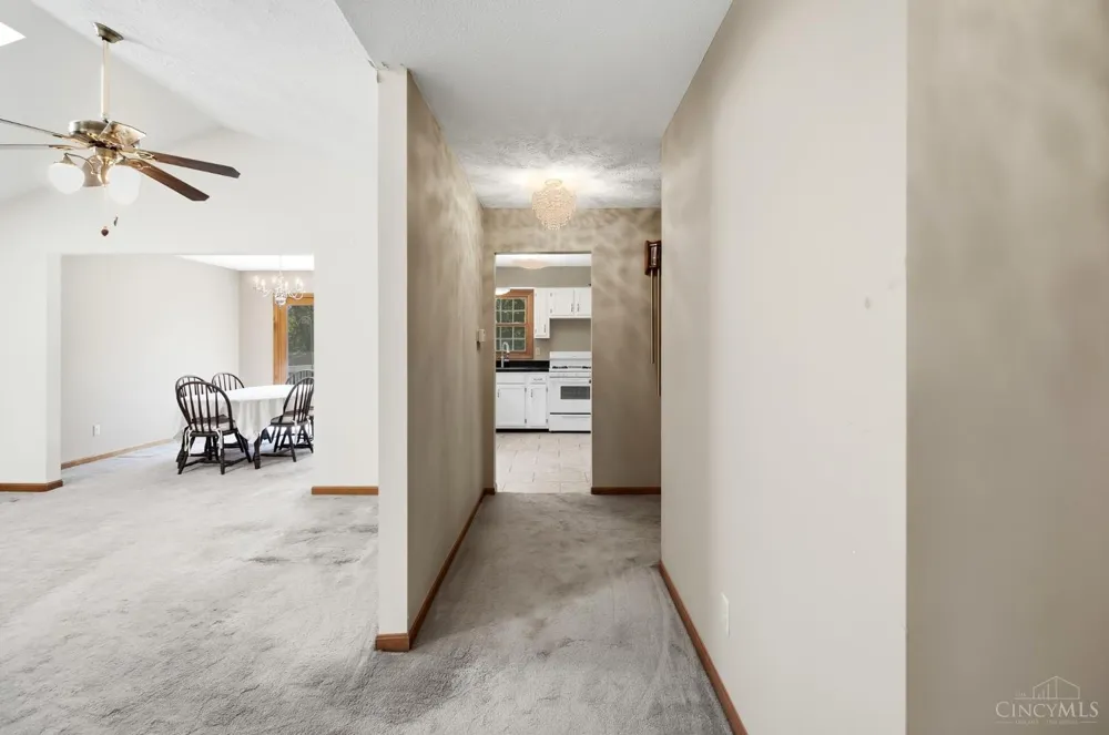 7795 Mitchell Park Drive Miami, OH 45002