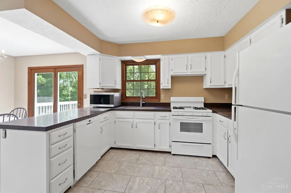 7795 Mitchell Park Drive Miami, OH 45002