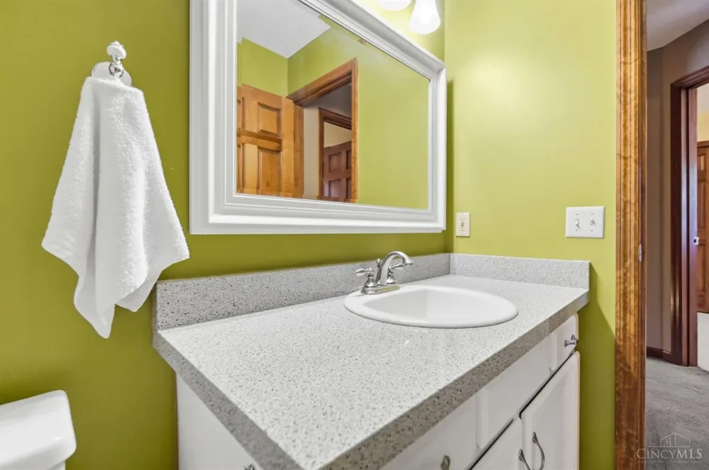 7795 Mitchell Park Drive Miami, OH 45002