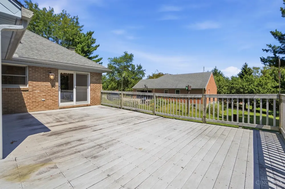 7795 Mitchell Park Drive Miami, OH 45002