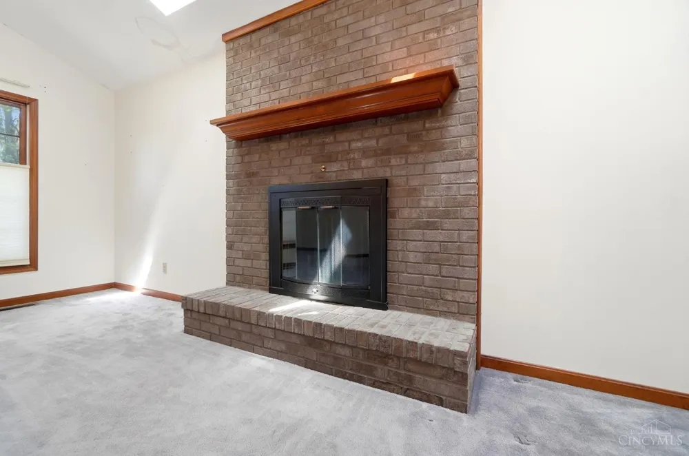 7795 Mitchell Park Drive Miami, OH 45002