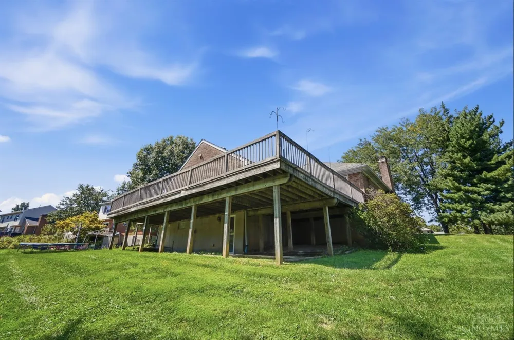 7795 Mitchell Park Drive Miami, OH 45002