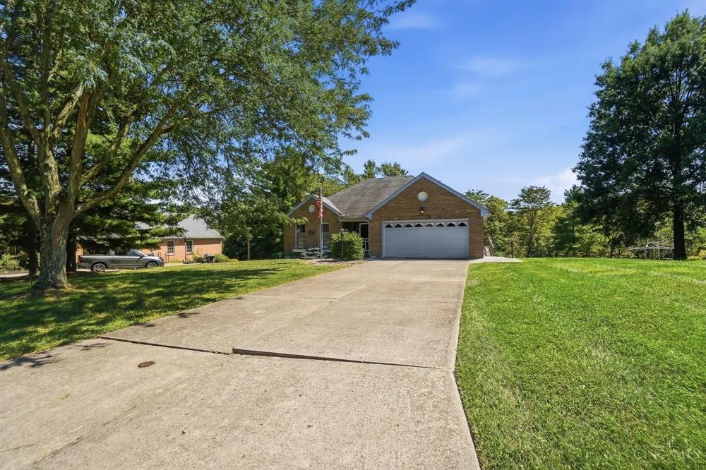 7795 Mitchell Park Drive Miami, OH 45002