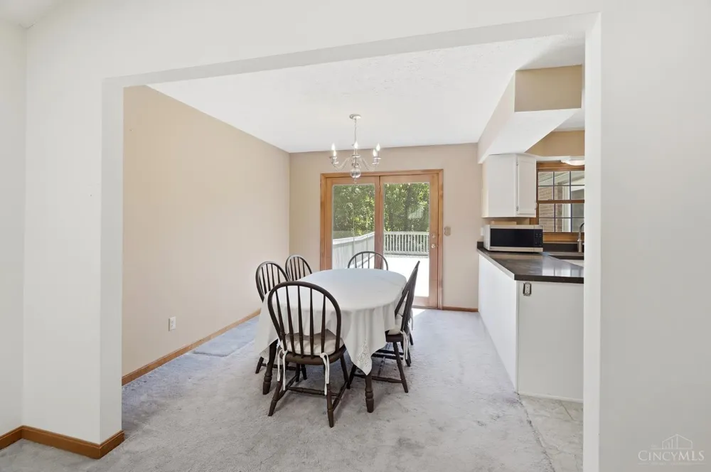 7795 Mitchell Park Drive Miami, OH 45002