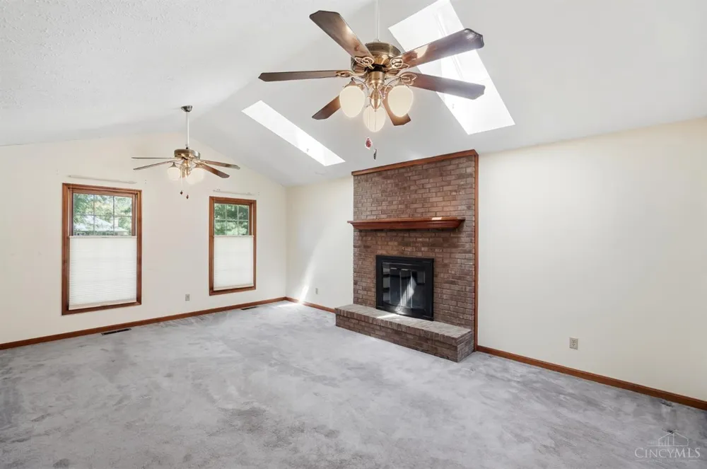 7795 Mitchell Park Drive Miami, OH 45002