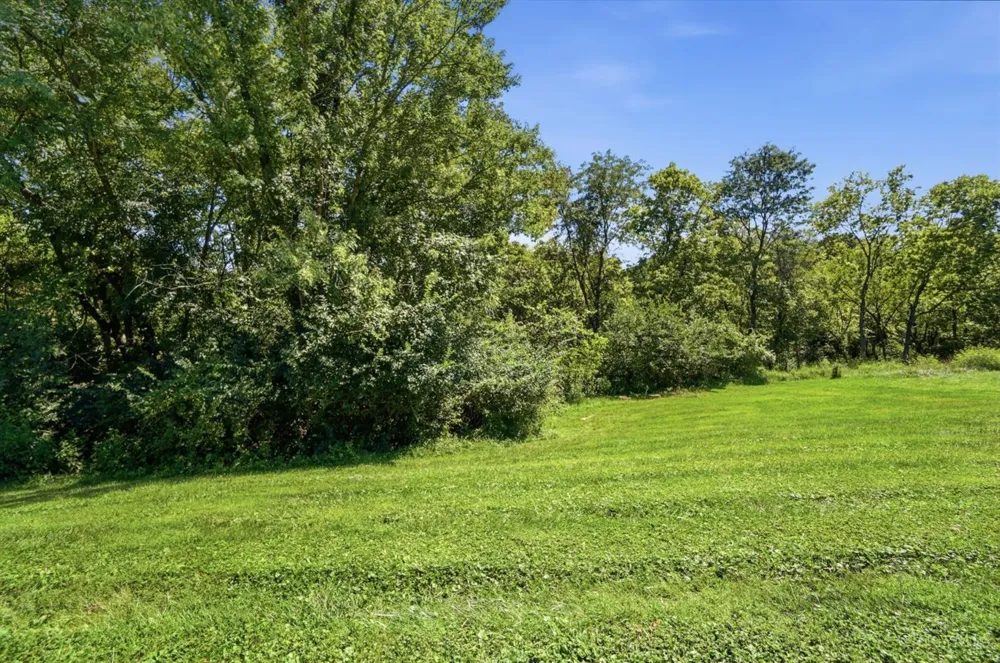 7795 Mitchell Park Drive Miami, OH 45002