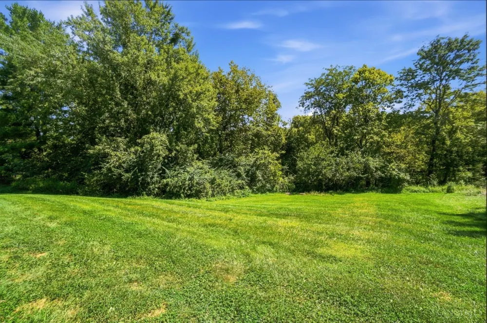7795 Mitchell Park Drive Miami, OH 45002