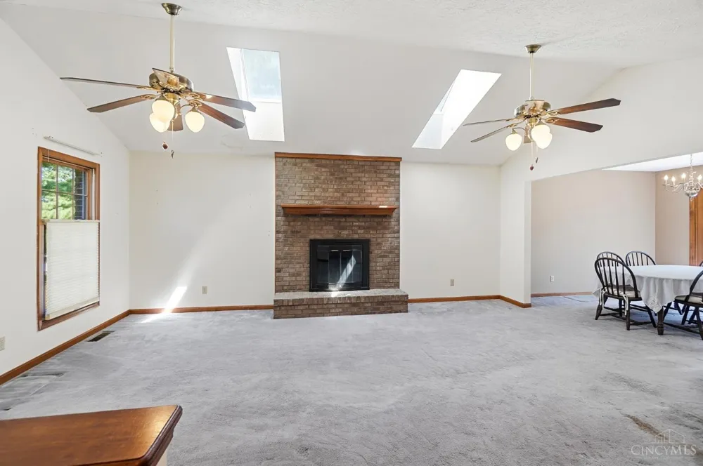 7795 Mitchell Park Drive Miami, OH 45002