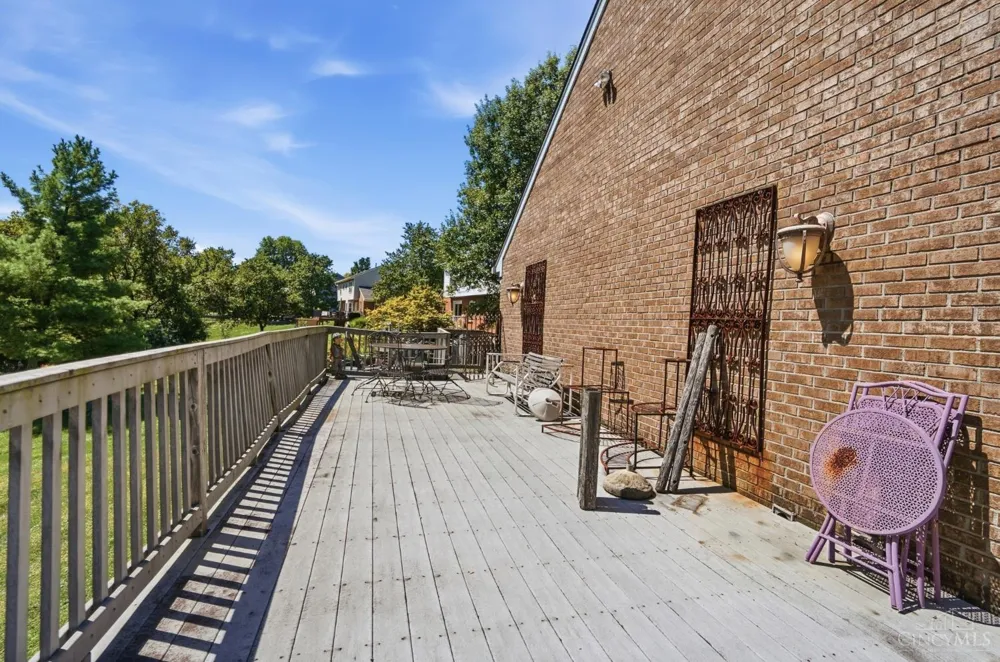 7795 Mitchell Park Drive Miami, OH 45002