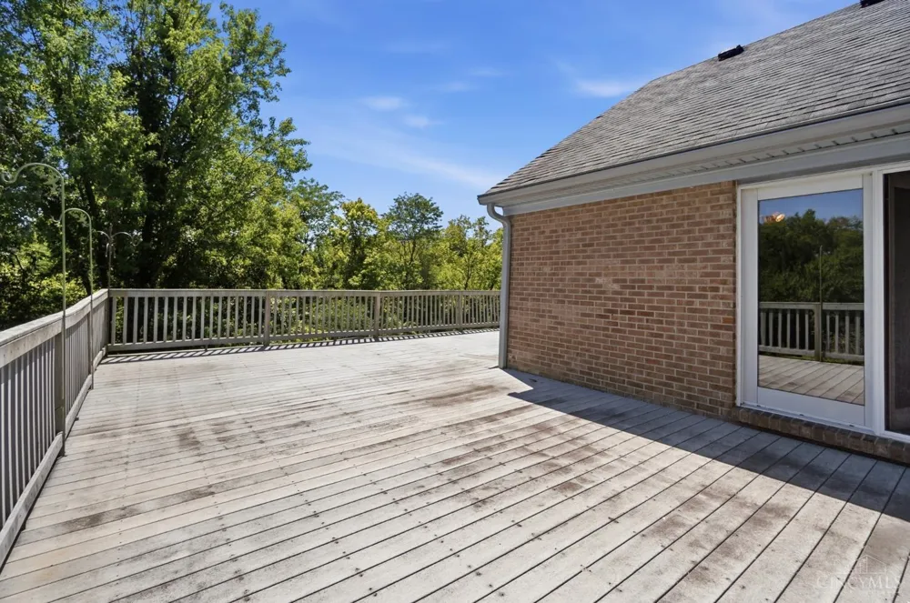 7795 Mitchell Park Drive Miami, OH 45002