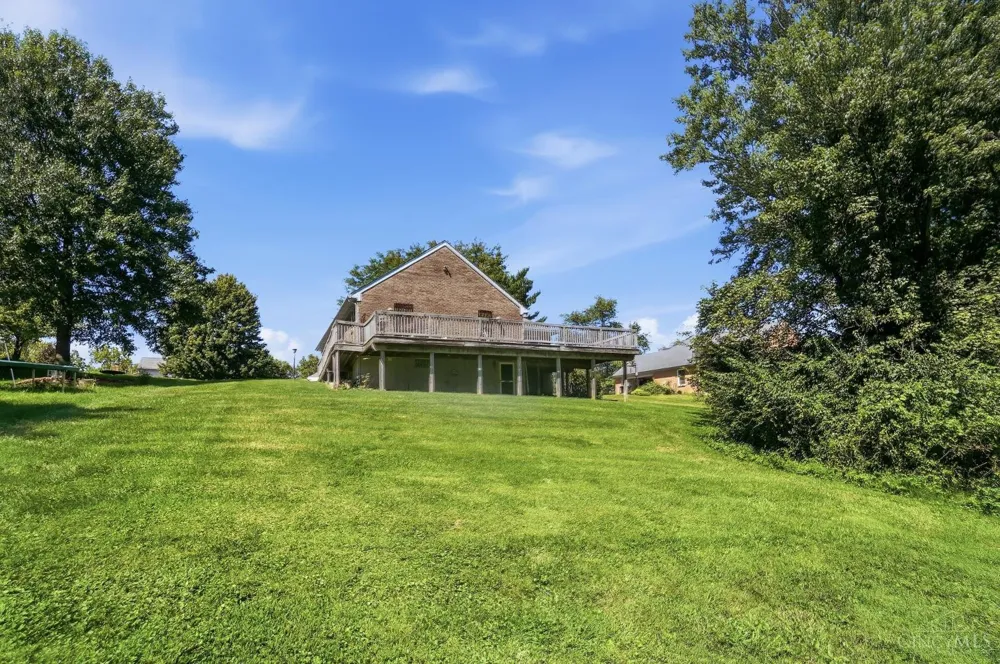 7795 Mitchell Park Drive Miami, OH 45002